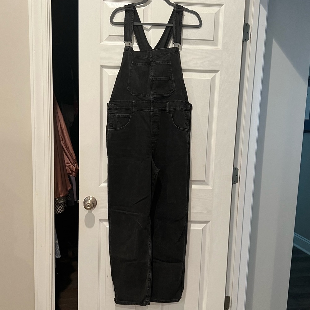 Free People black Ziggy overalls size Large